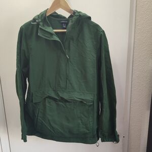L.L. Bean Men's Olive Green Hooded Windbreaker